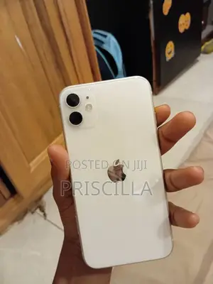 Apple iPhone 11 64 GB White