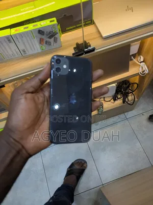 Apple iPhone 11 64 GB Black