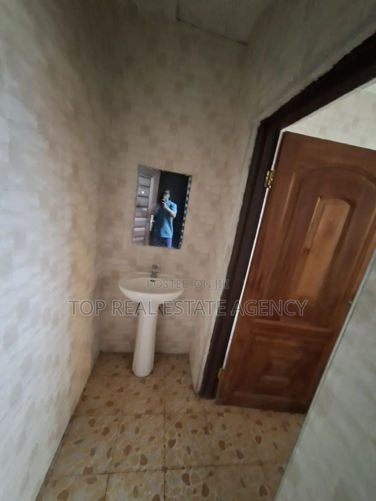2bdrm Apartment in Oyarifa, Owusu Ansah for rent
