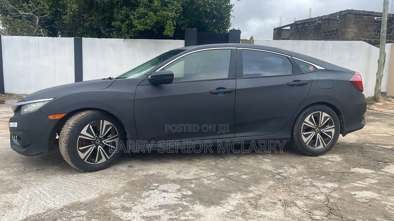 Honda Civic EX-L 4dr Sedan (1.5L 4cyl) 2017 Matt Black