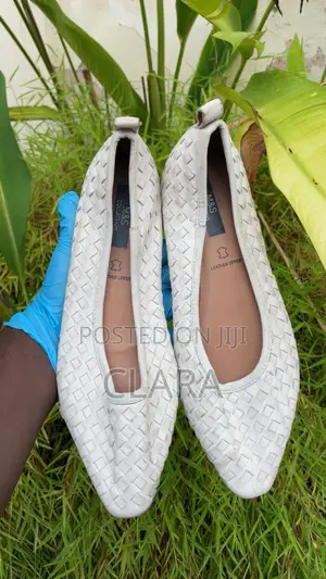 White Flat Shoe