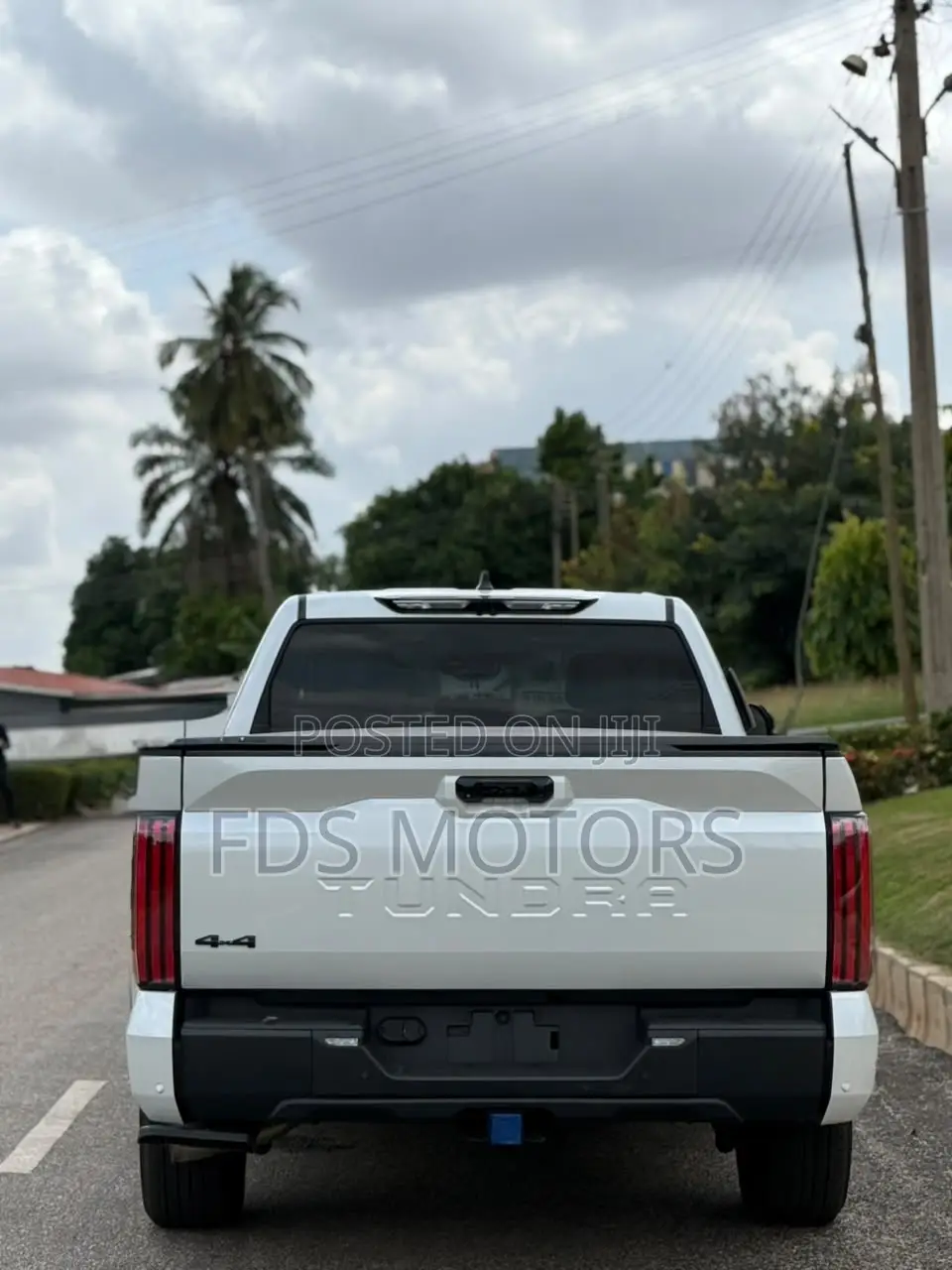 Toyota Tundra Limited Double Cab 6.5' Bed 2024 White