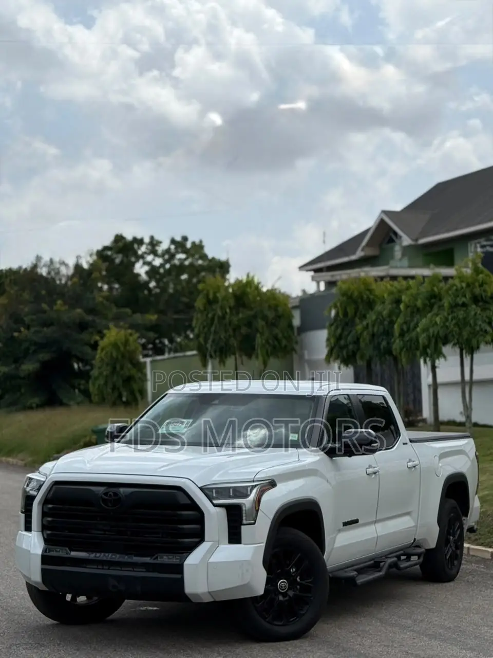 Toyota Tundra Limited Double Cab 6.5' Bed 2024 White
