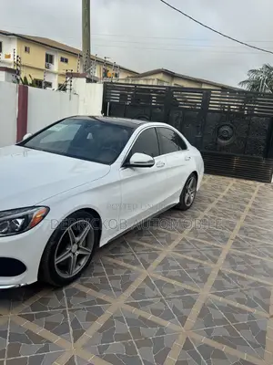 Mercedes-Benz C300 Sport Sedan RWD (2.0L 4cyl 7A) 2016 White