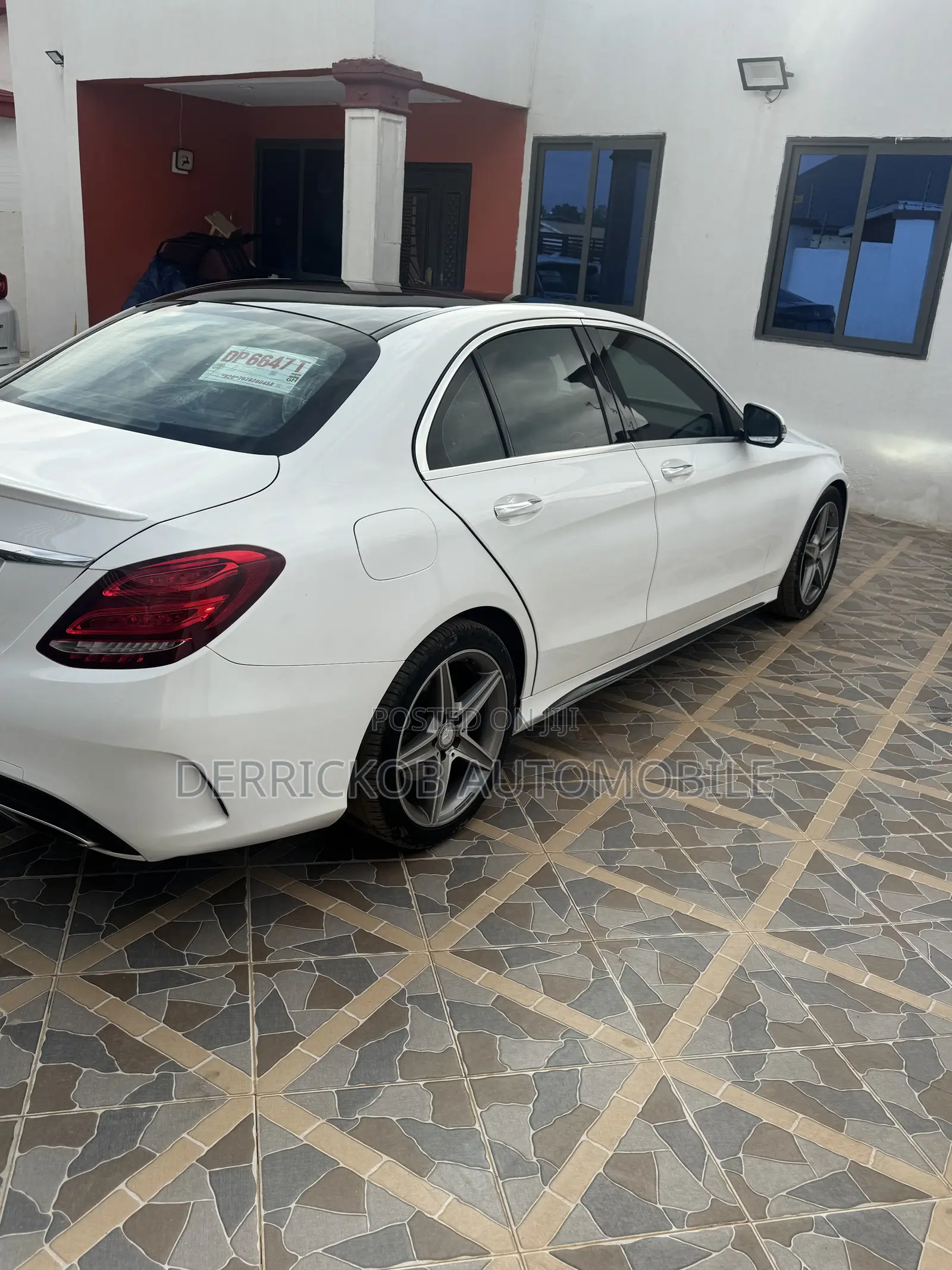 Mercedes-Benz C300 Sport Sedan RWD (2.0L 4cyl 7A) 2016 White