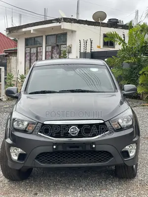 SsangYong Korando 2016 Gray