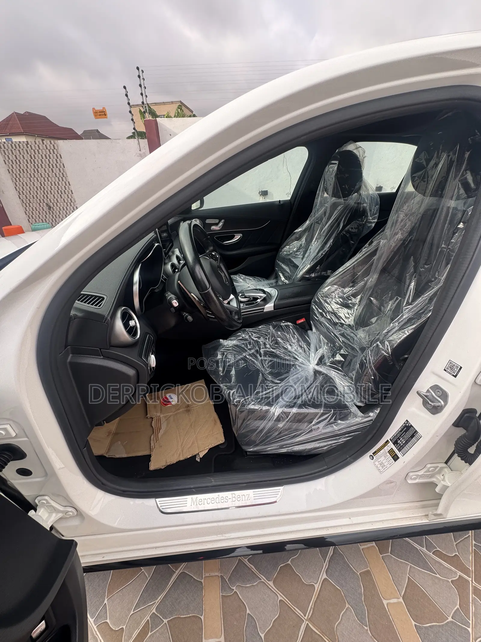 Mercedes-Benz C300 Sport Sedan RWD (2.0L 4cyl 7A) 2016 White