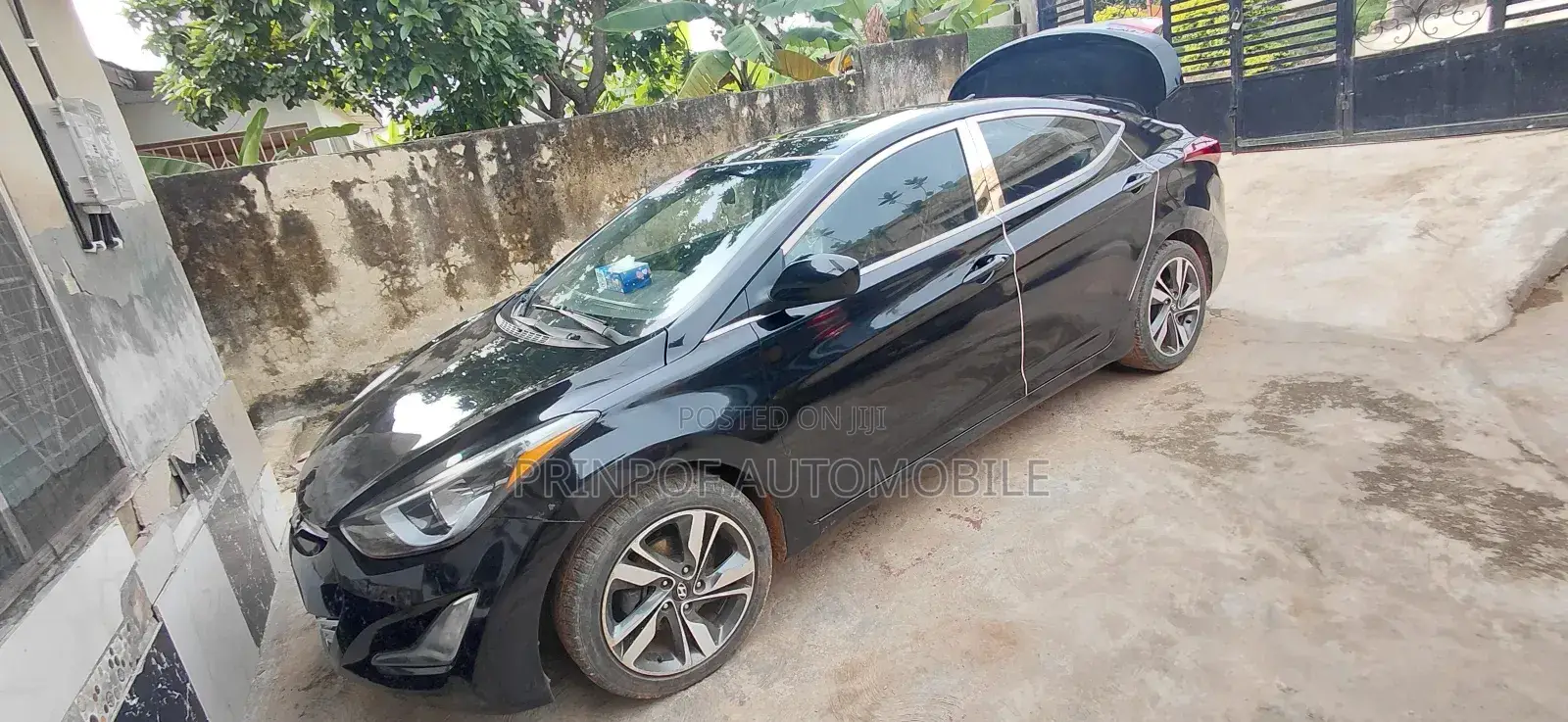 Hyundai Elantra SE Sedan FWD (1.8L 4cyl 6A) 2016 Black