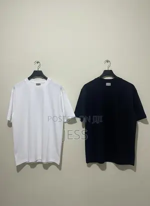 250 Gram Heavy Cotton Plain T Shirt in Black and White