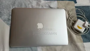 Laptop Apple MacBook 2013 4GB Intel Core i5 SSD 256GB