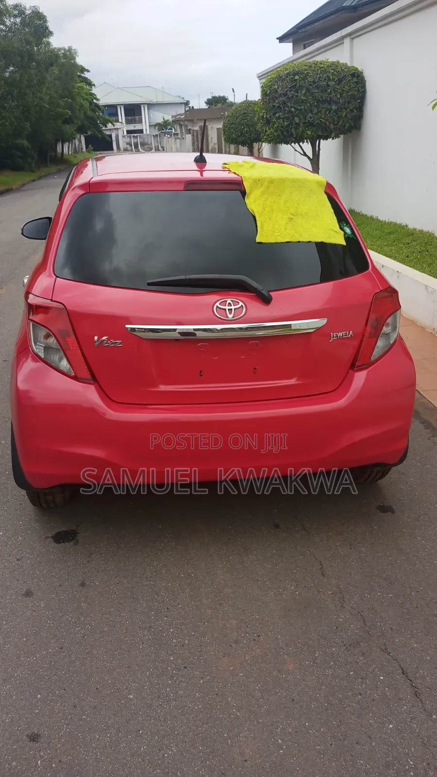Toyota Vitz 2013 Red