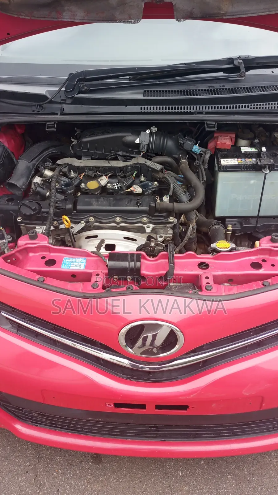 Toyota Vitz 2013 Red