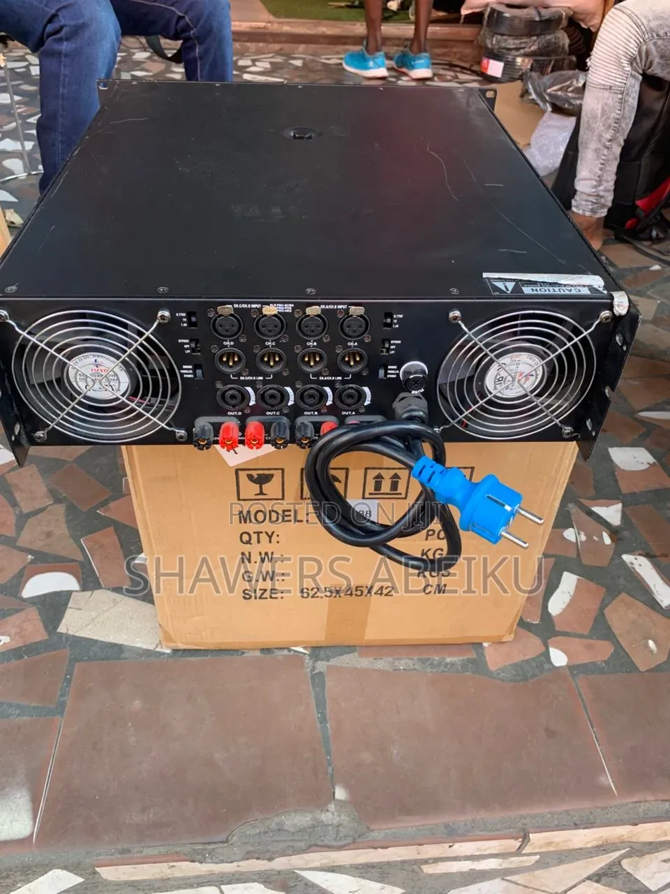 E v Amplifier