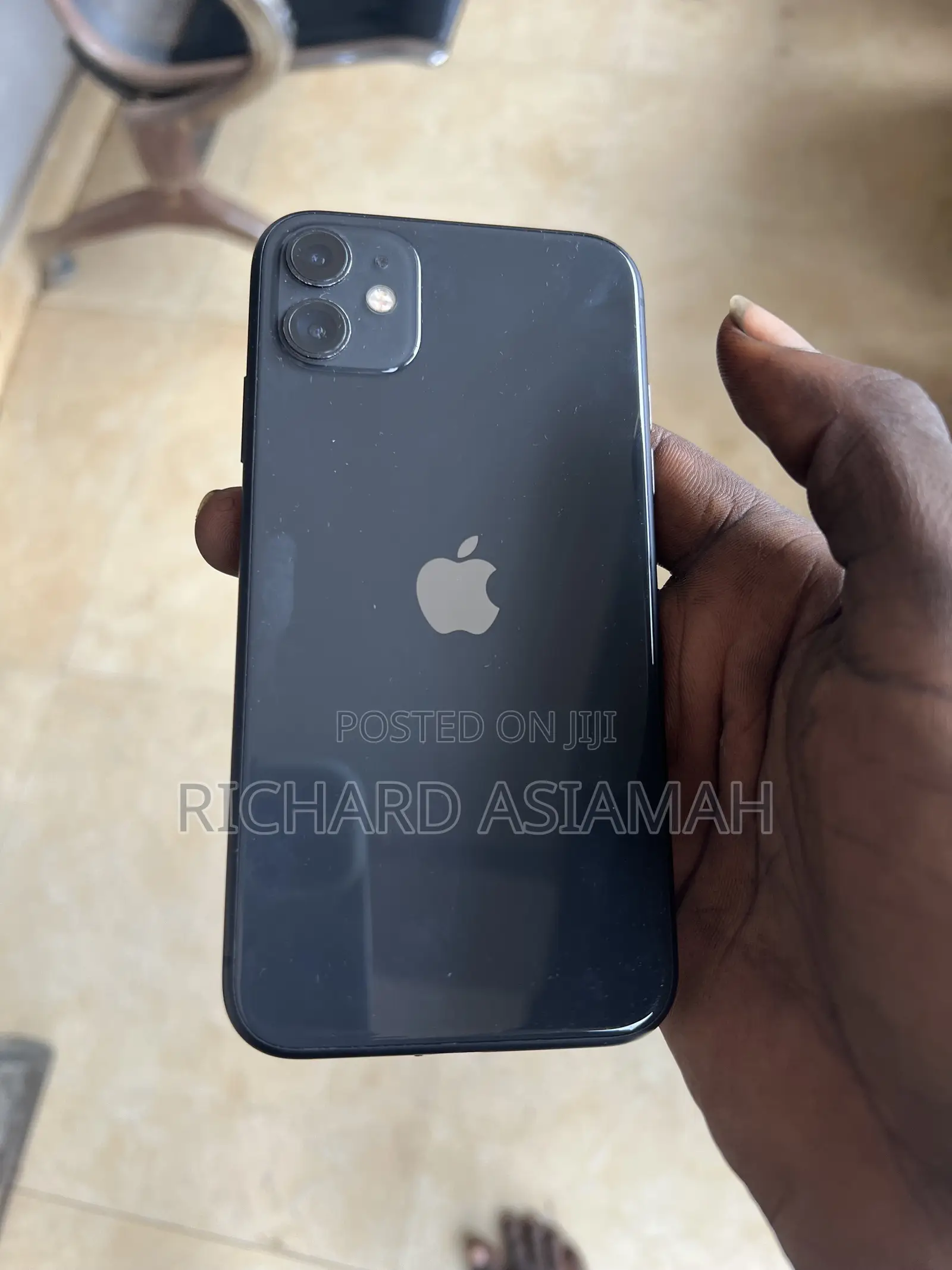 Apple iPhone 11 64 GB Black