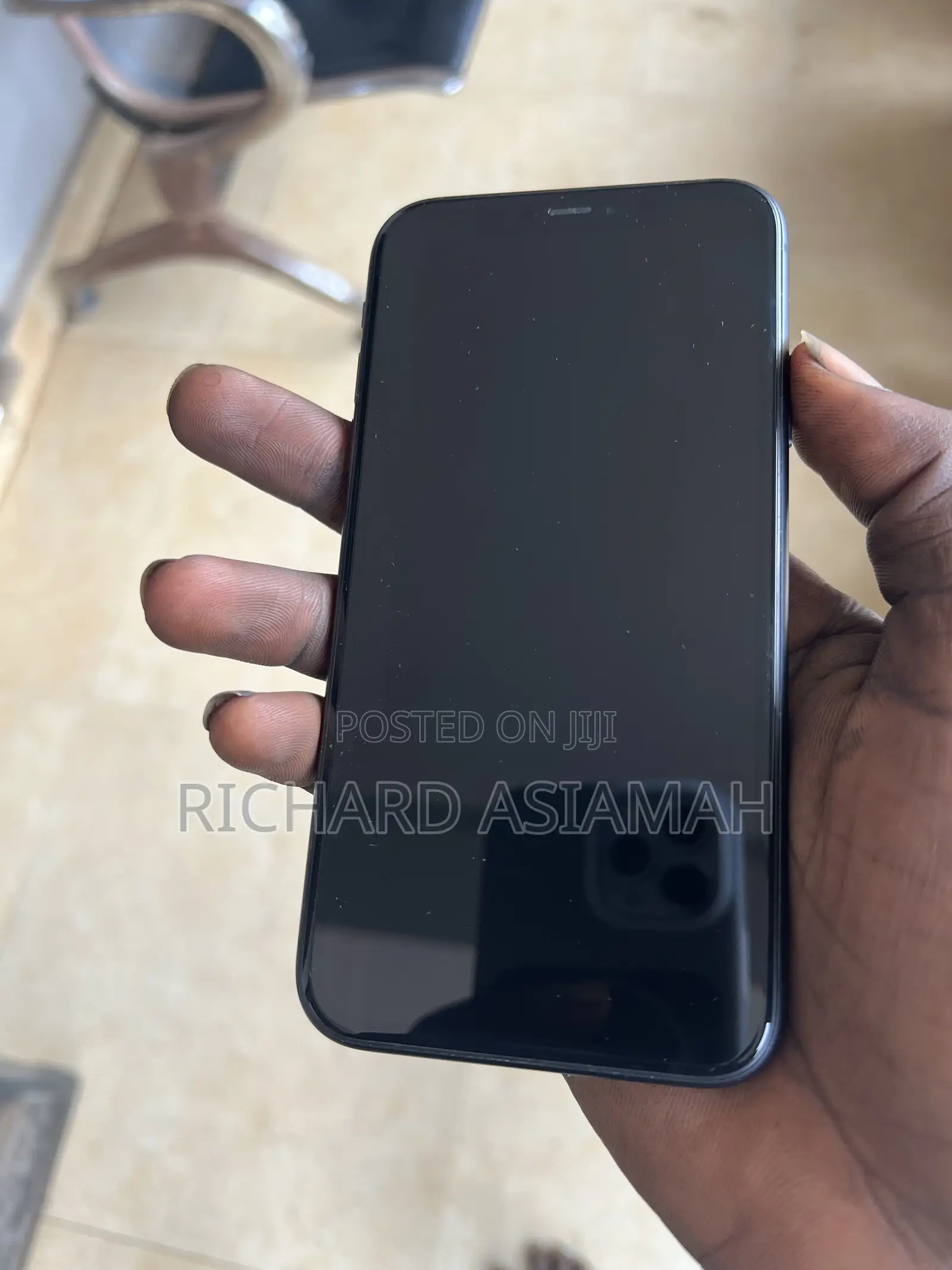 Apple iPhone 11 64 GB Black