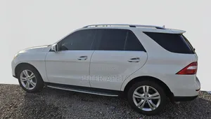 Mercedes-Benz M Class ML 350 4Matic 2013 White