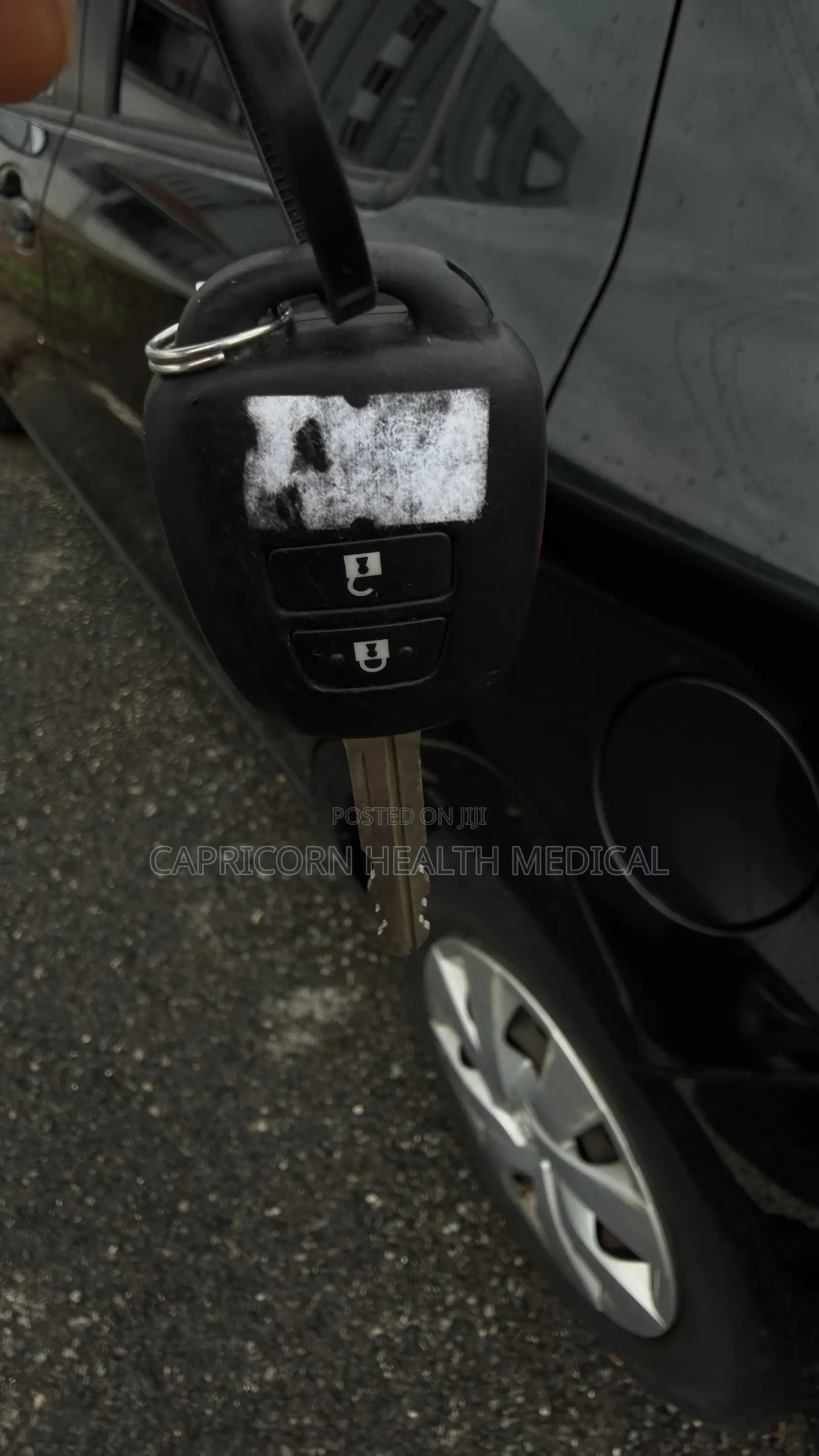 Toyota Vitz 1.0 FWD 5dr 2016 Black