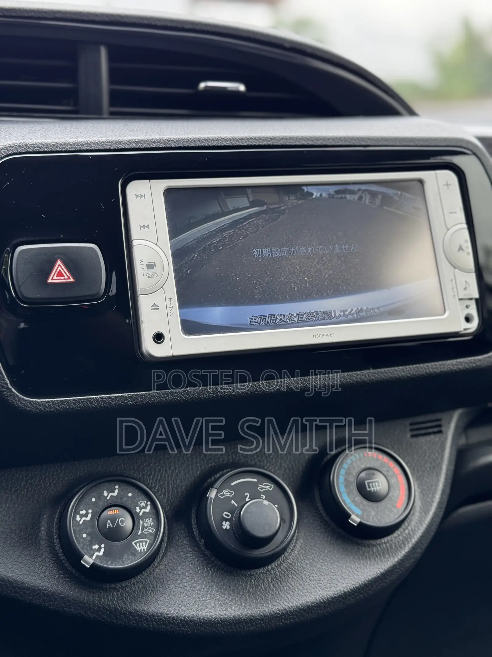 Toyota Vitz 1.3 AWD 5dr 2016 Silver