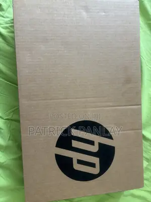 New Laptop HP 8GB Intel Core i5 SSHD (Hybrid) 256GB