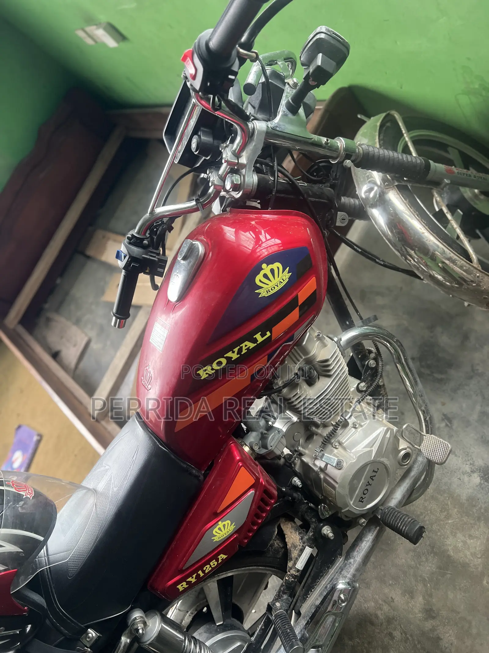 Royal RY125 2025 Red