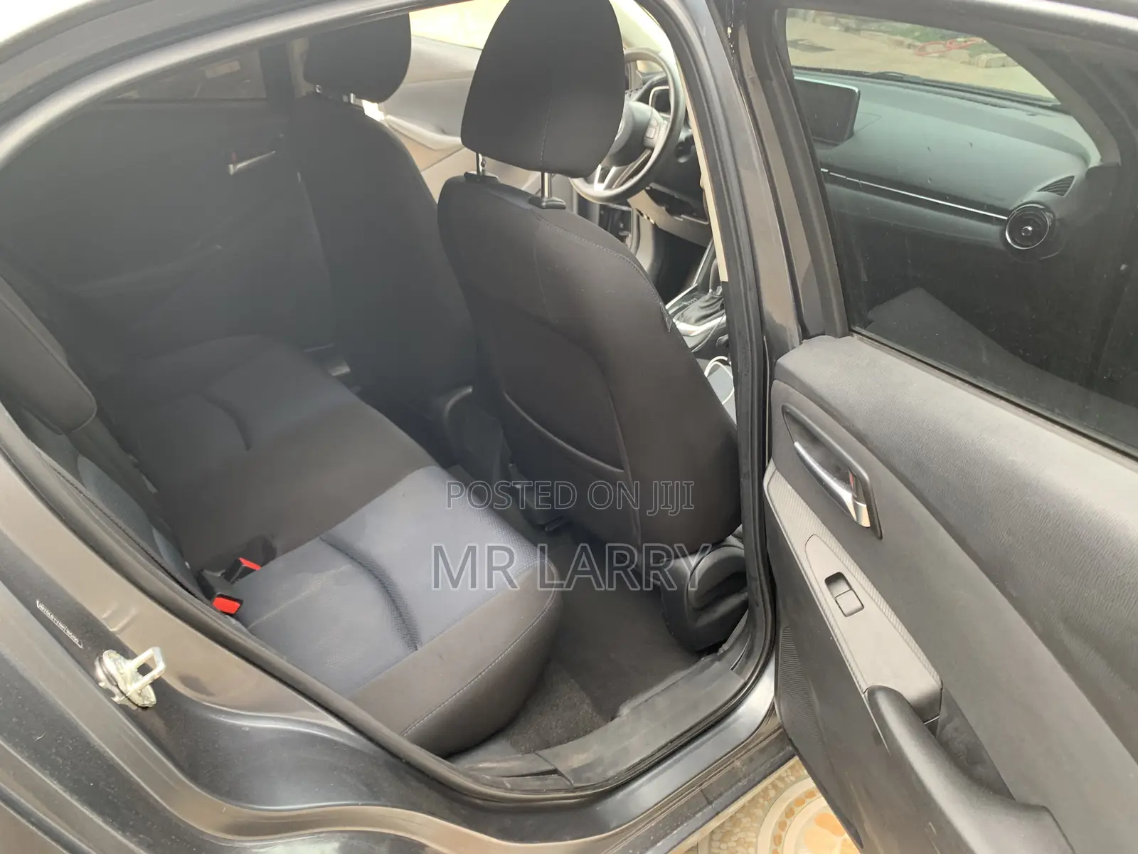 Toyota Yaris 2017 Black