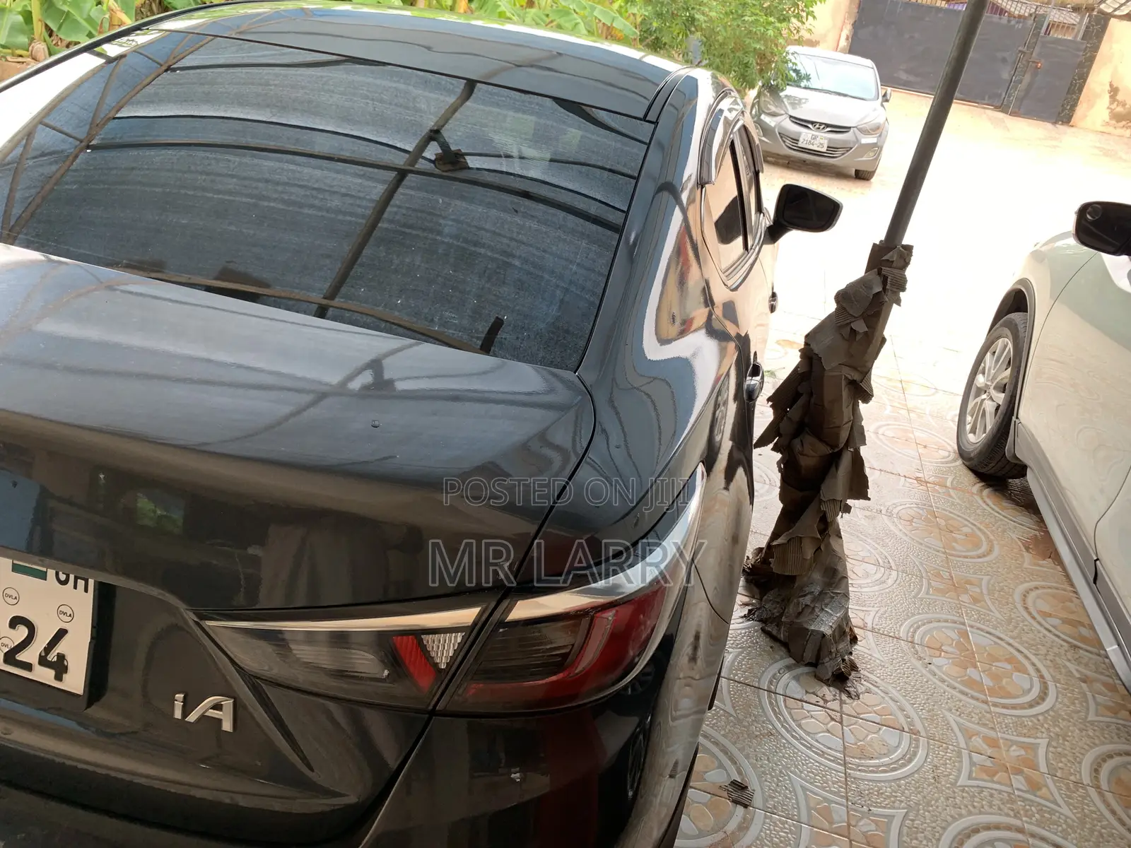 Toyota Yaris 2017 Black