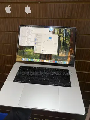 Laptop Apple MacBook Pro 2023 M3 Pro 18GB Apple M3 Pro SSD 1T