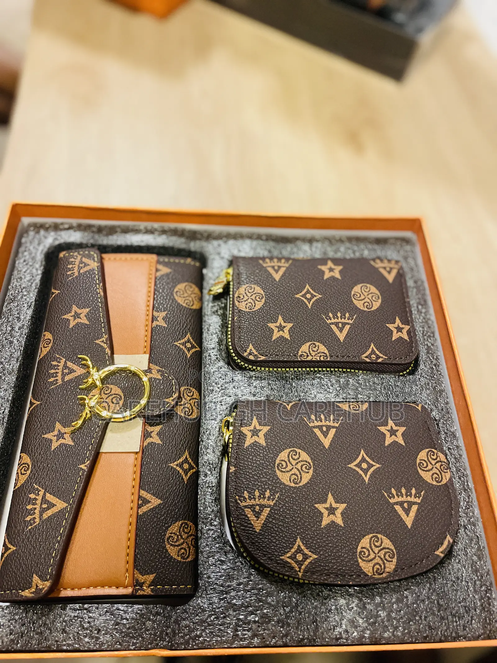 Three Pieces Purse Set in a Gift Box