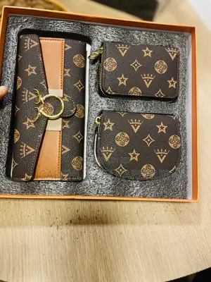 Three Pieces Purse Set in a Gift Box