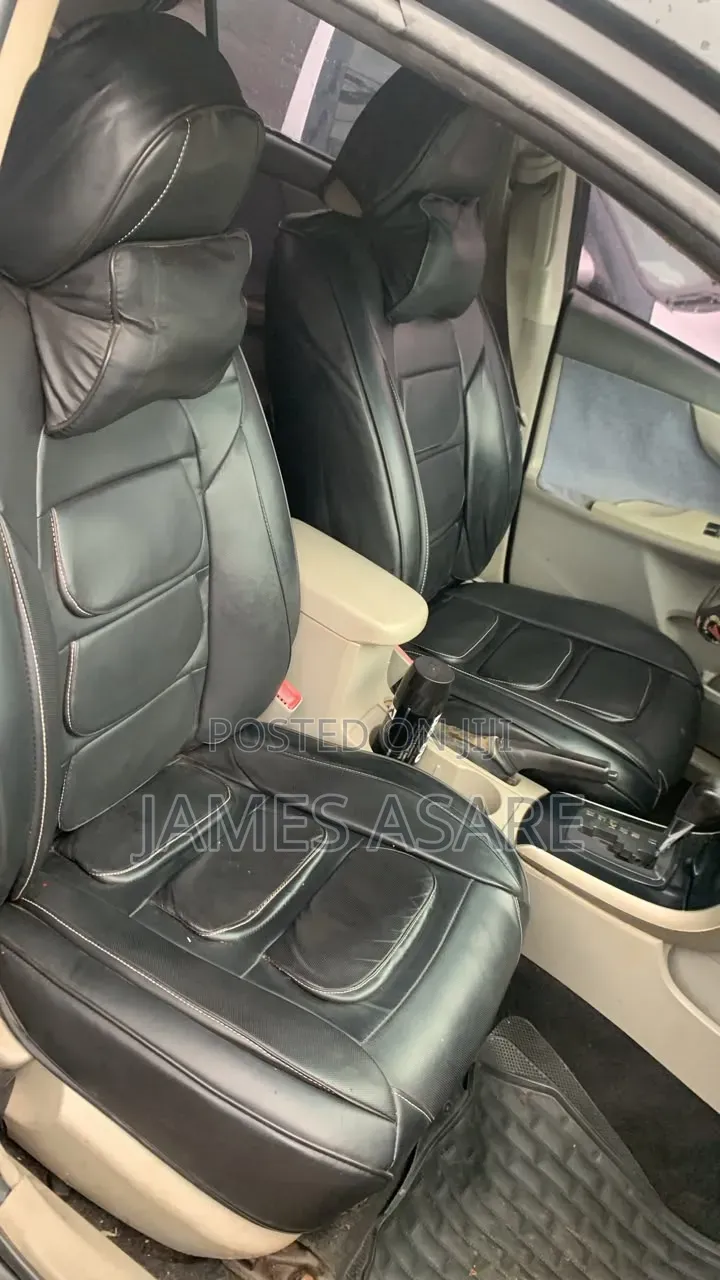 Toyota Corolla LE 4dr Sedan (1.8L 4cyl 4A) 2010 Black