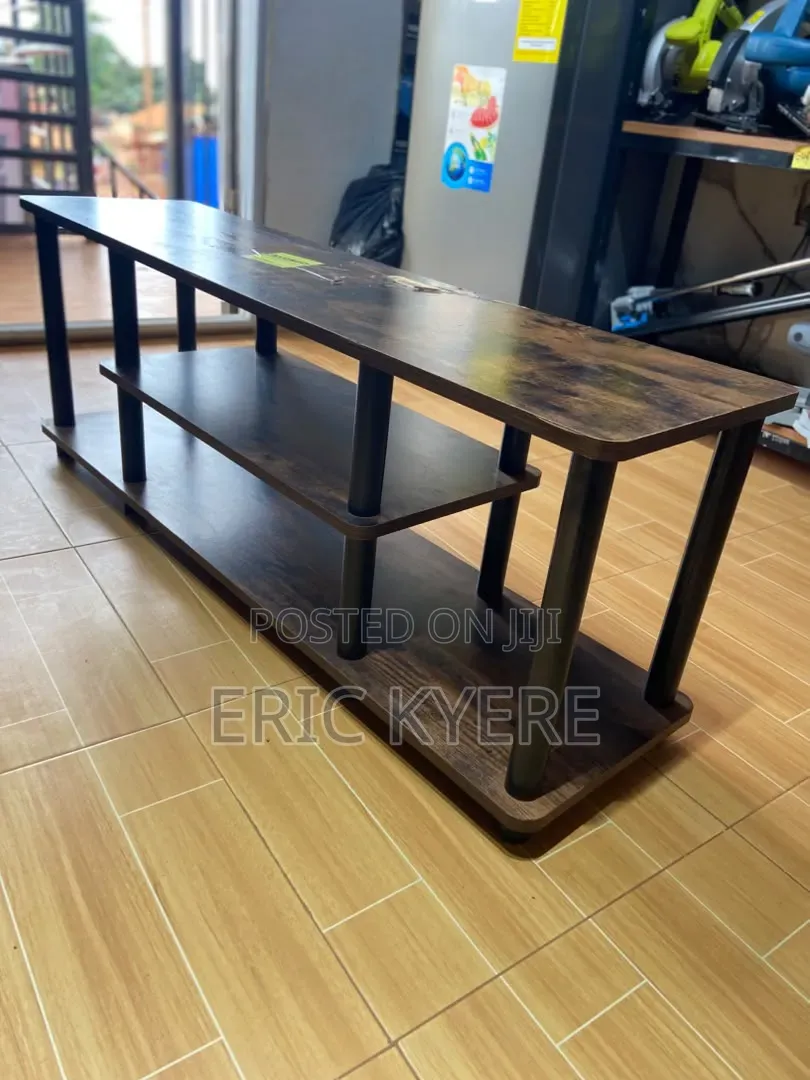 Modern Wooden Tv Stand / Entertainment Console – Brown | GHS 600