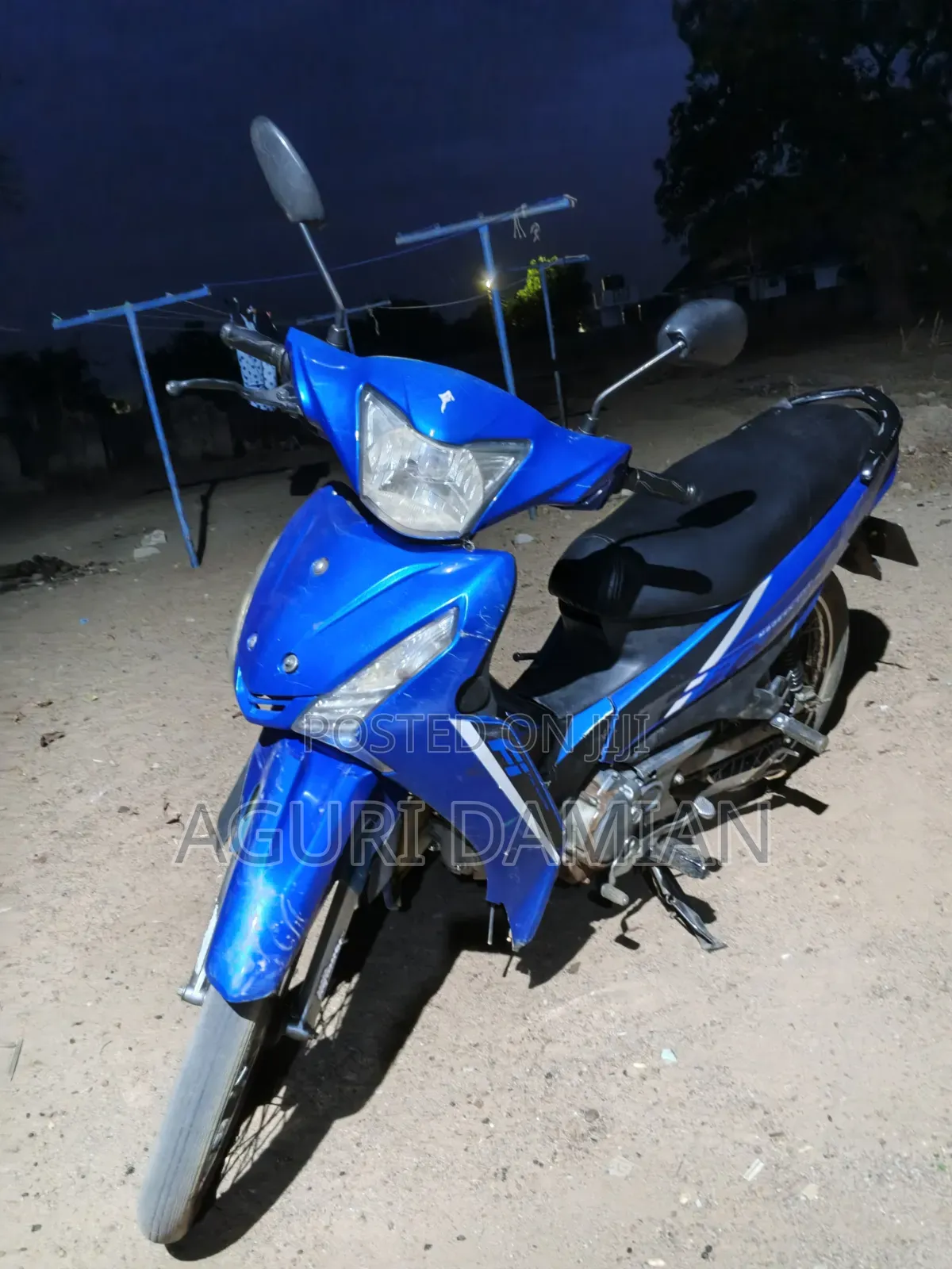 Yamaha 2022 Blue