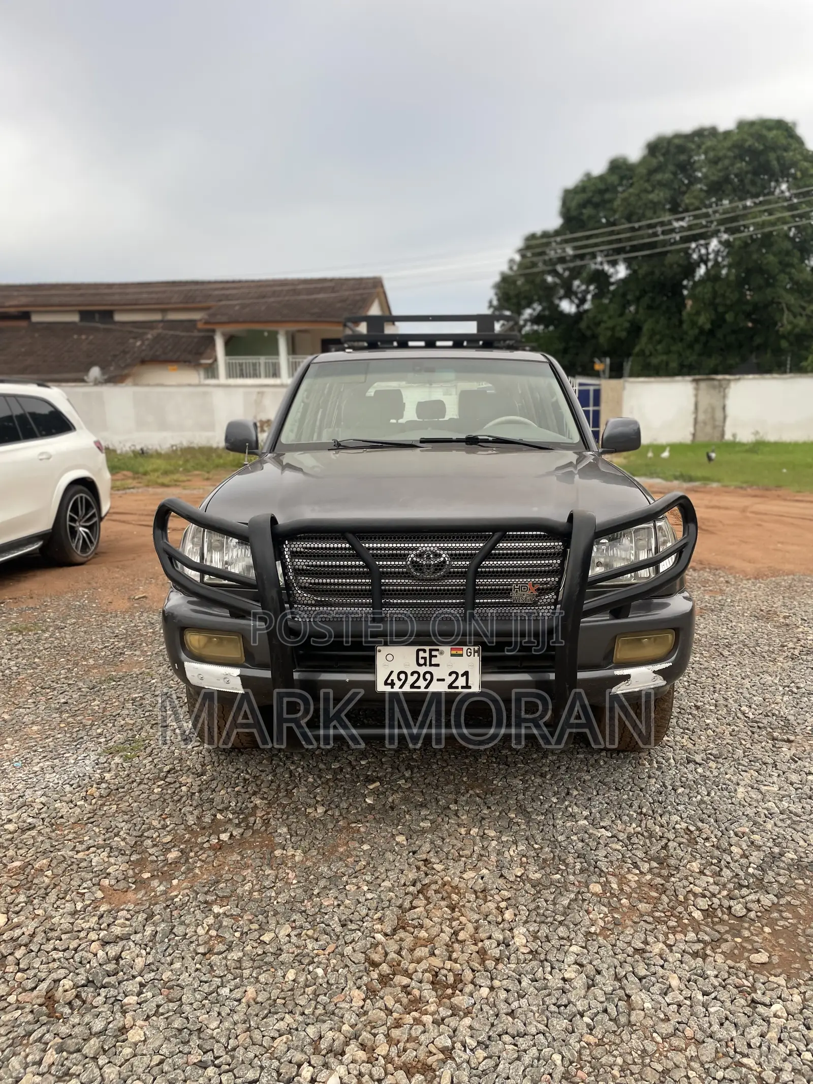 Toyota Land Cruiser 2004 Gray