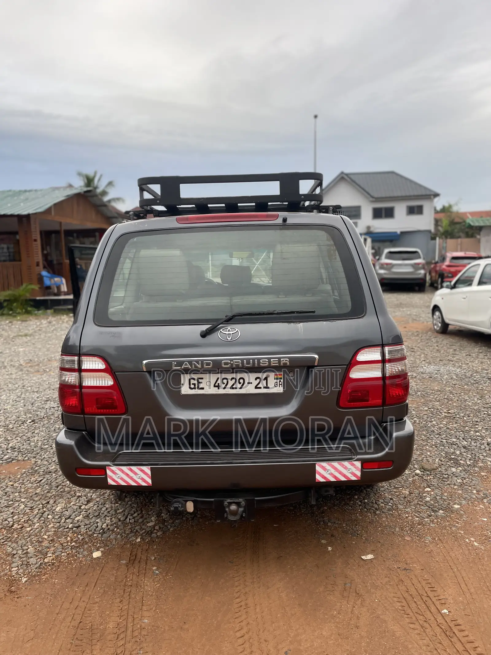 Toyota Land Cruiser 2004 Gray