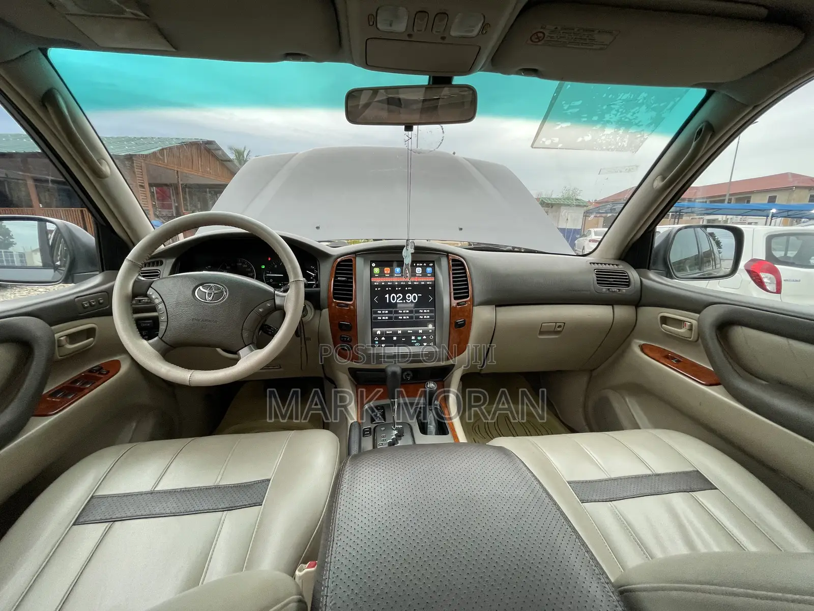 Toyota Land Cruiser 2004 Gray