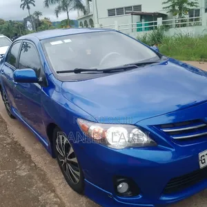 Toyota Corolla 2013 Blue