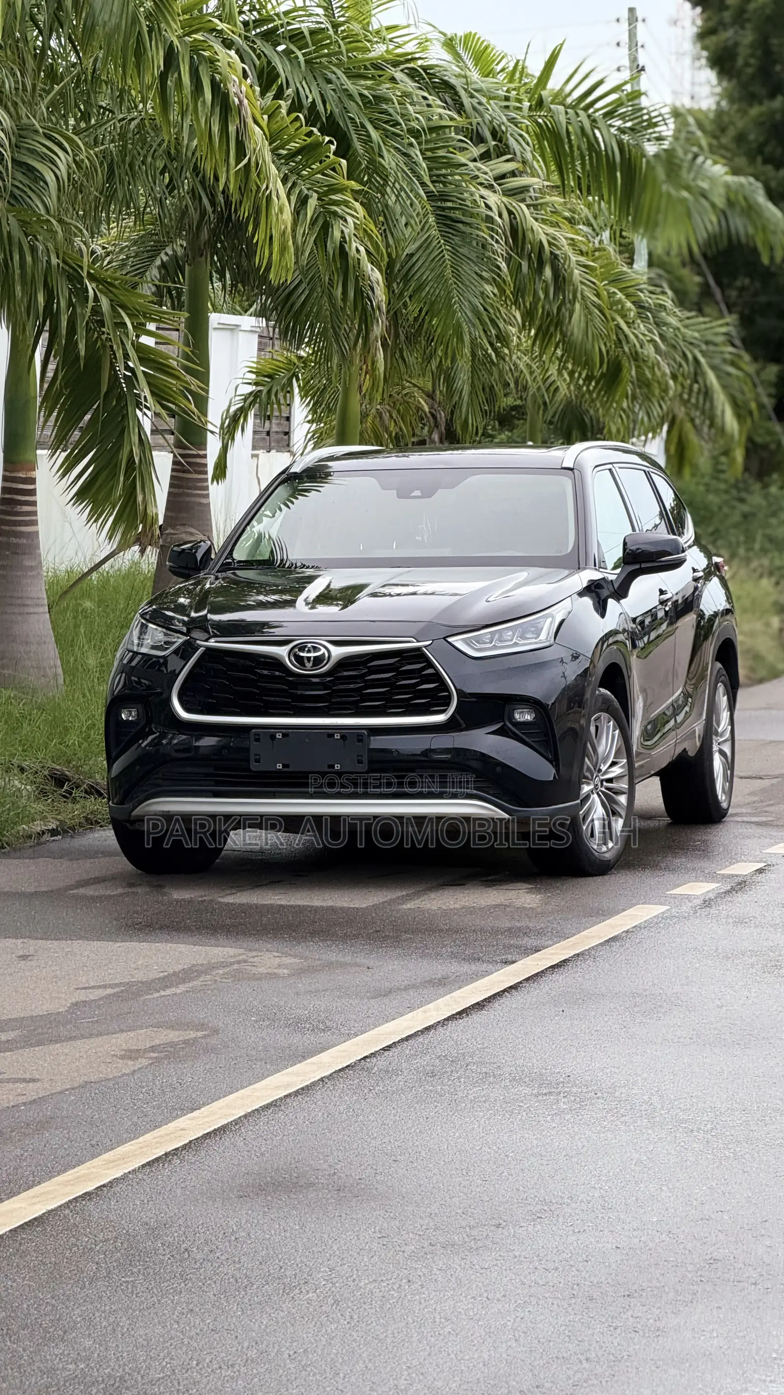 Toyota Highlander Limited AWD 2023 Black