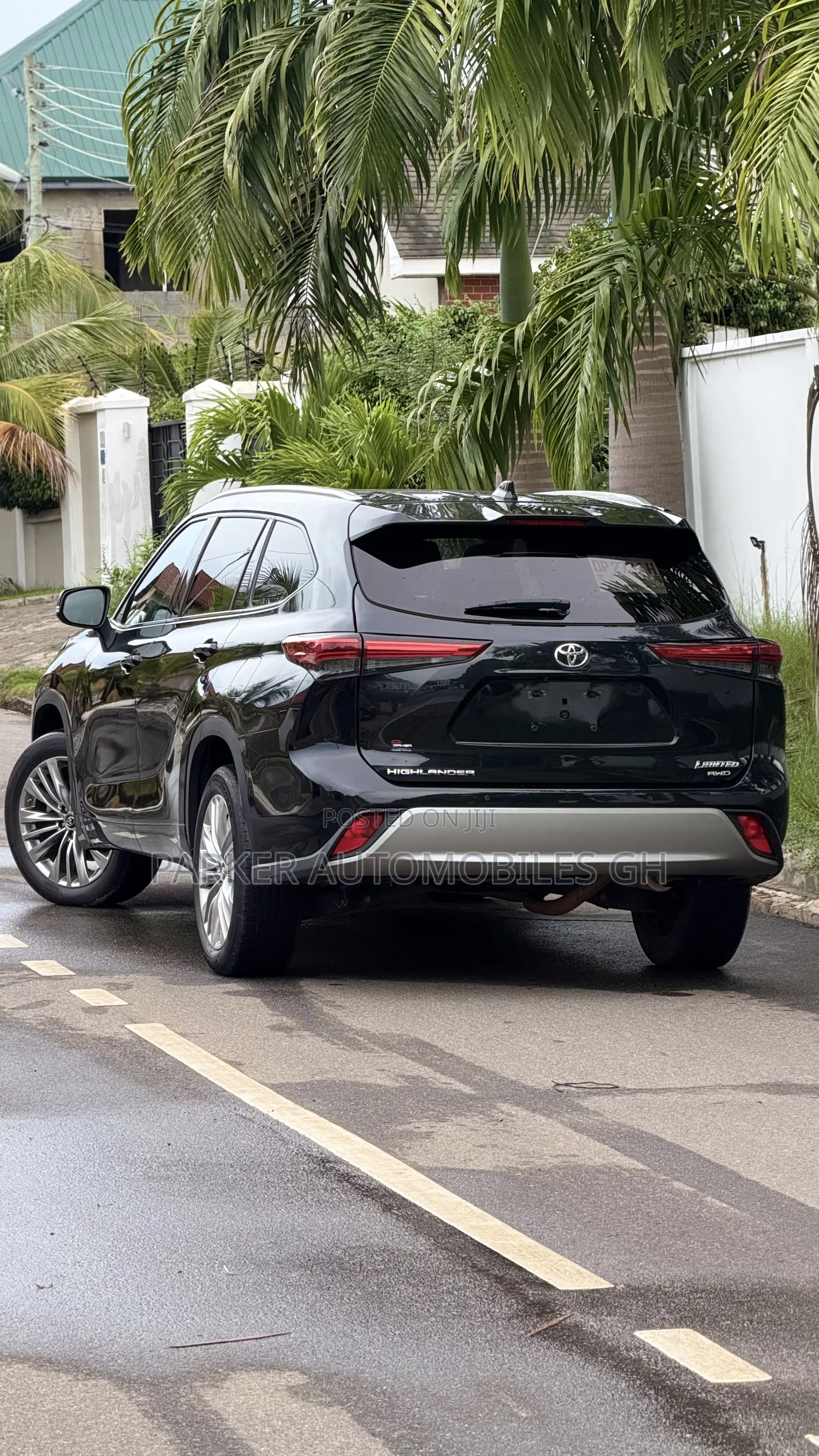 Toyota Highlander Limited AWD 2023 Black