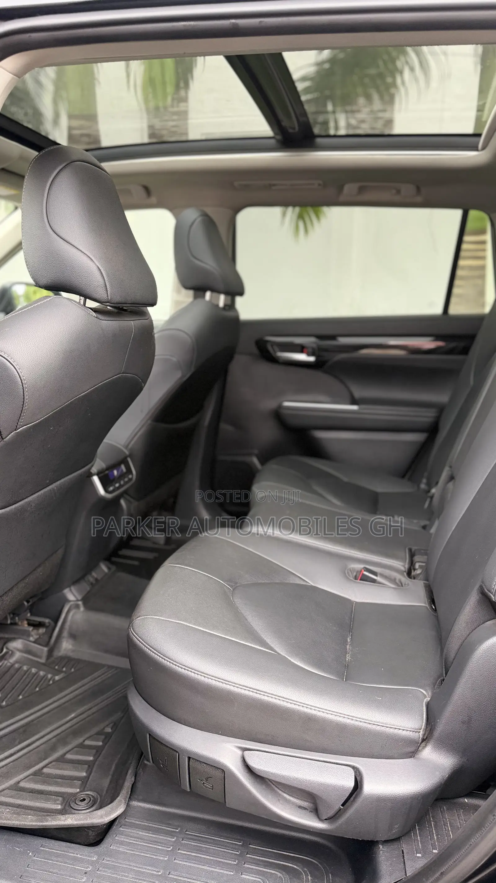 Toyota Highlander Limited AWD 2023 Black