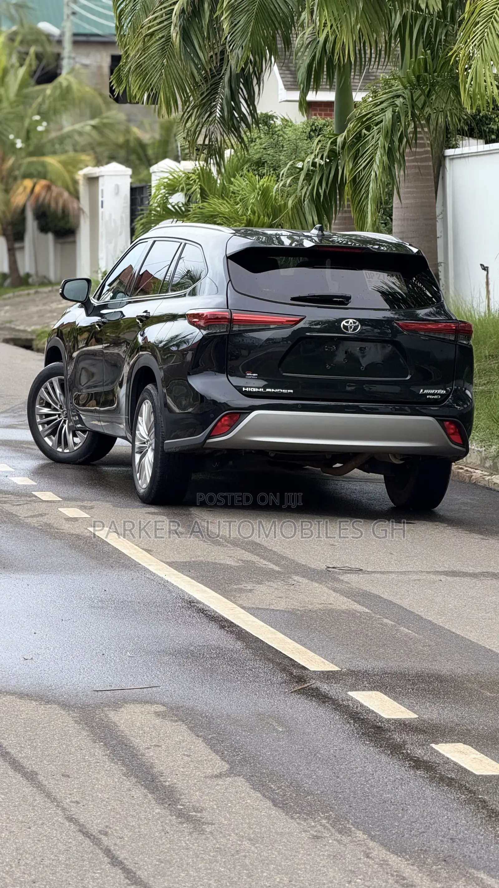 Toyota Highlander Limited AWD 2023 Black