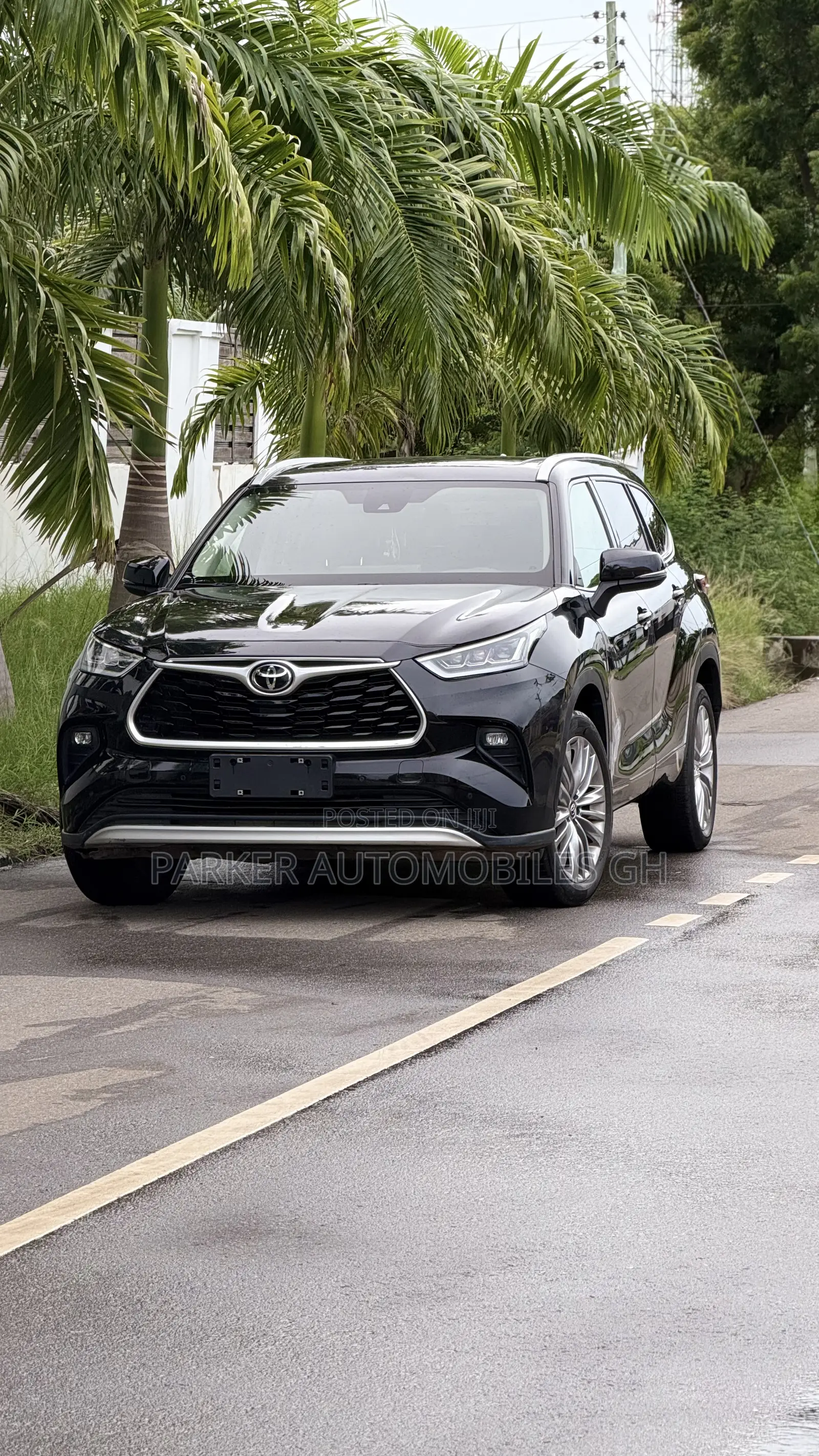 Toyota Highlander Limited AWD 2023 Black