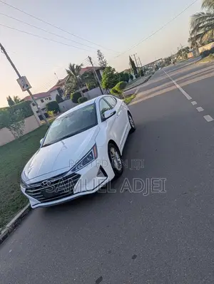 Hyundai Elantra 2020 White
