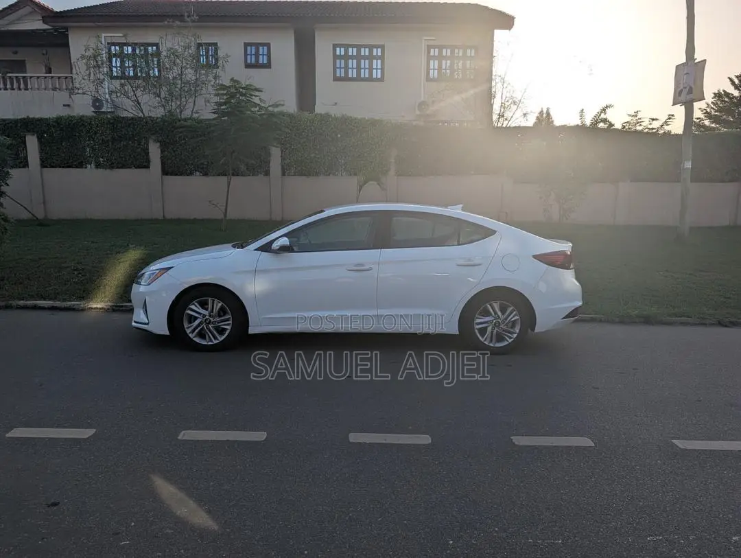 Hyundai Elantra 2020 White
