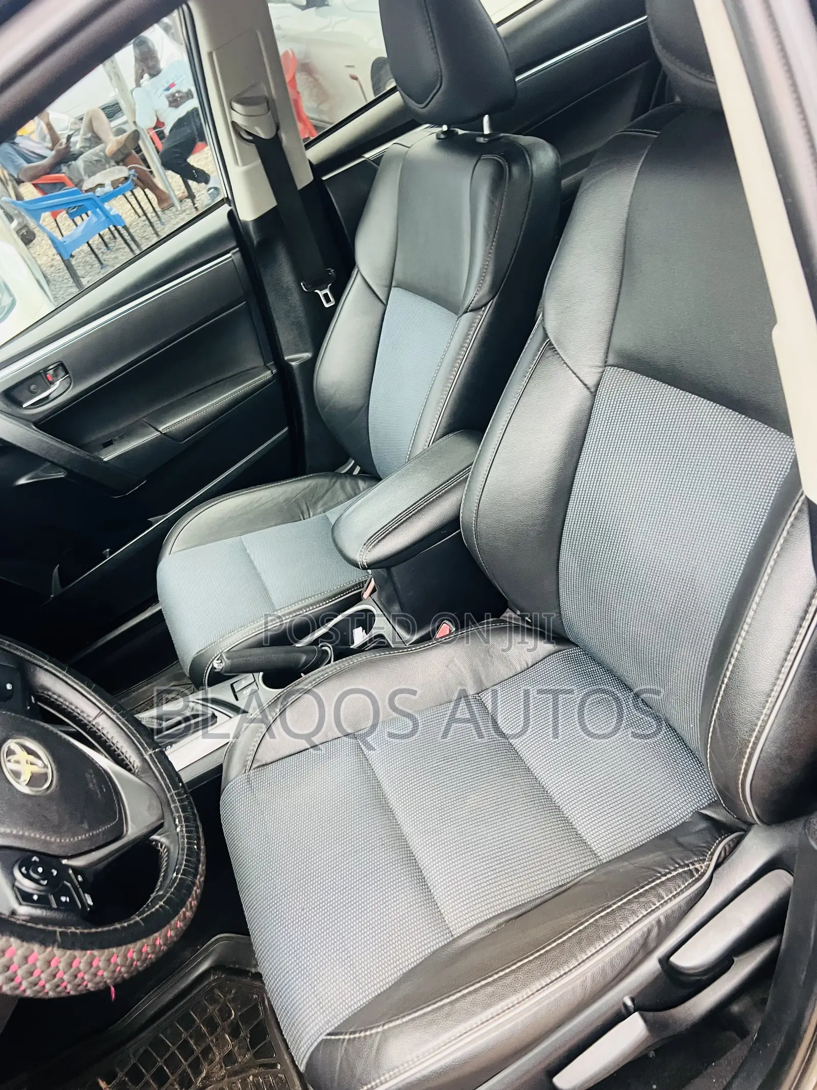 Toyota Corolla 2015 Black