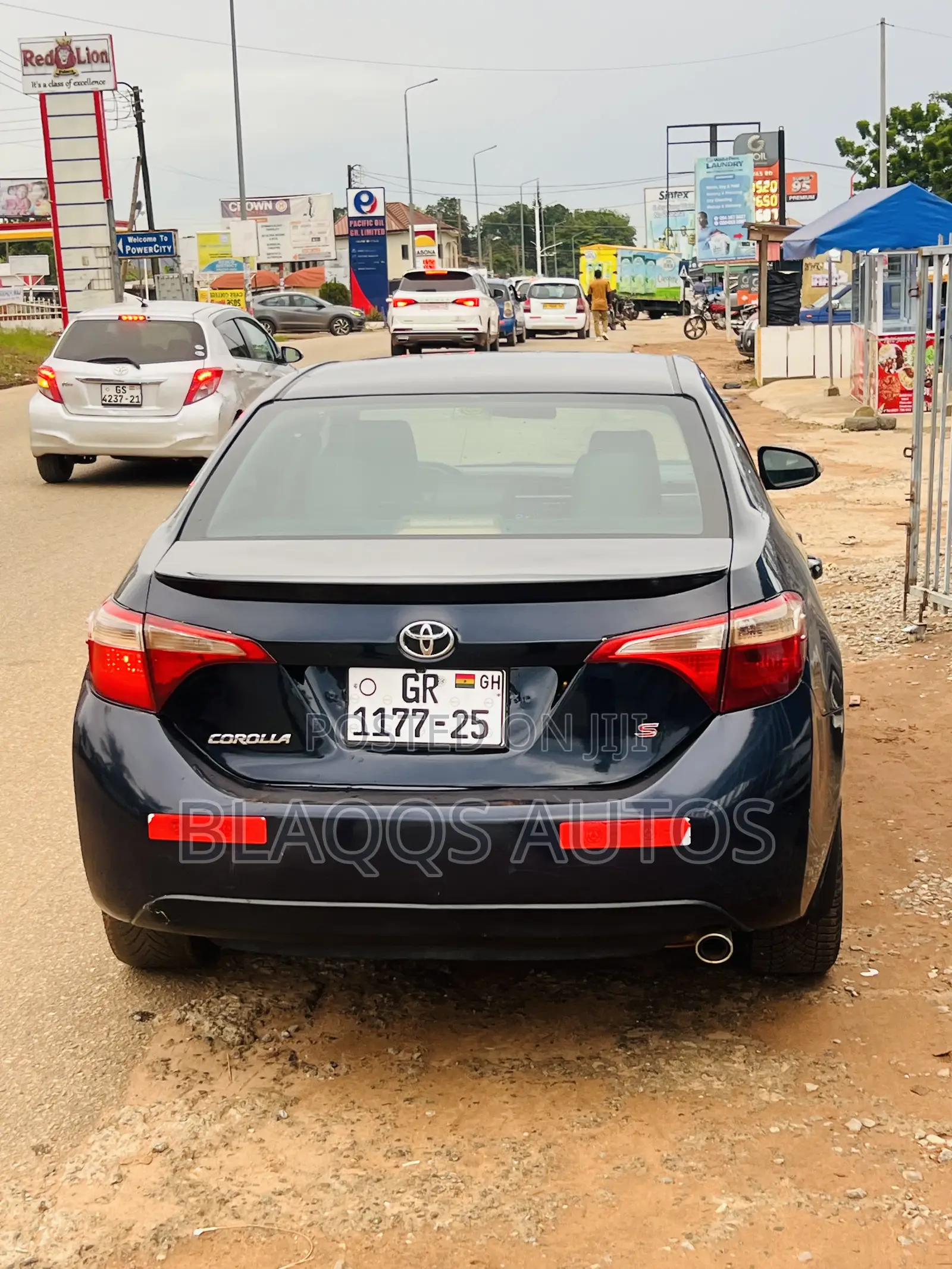 Toyota Corolla 2015 Black