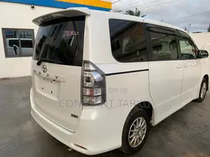 Toyota Voxy 2012 White