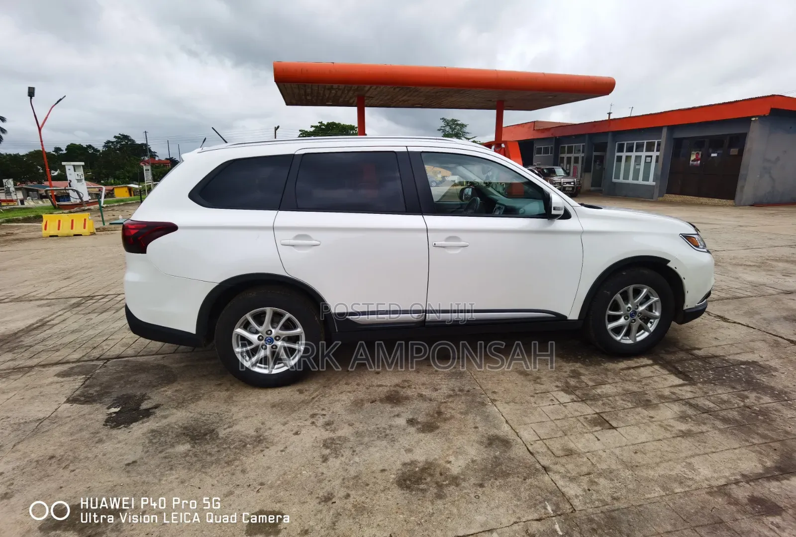 Mitsubishi Outlander 2016 White