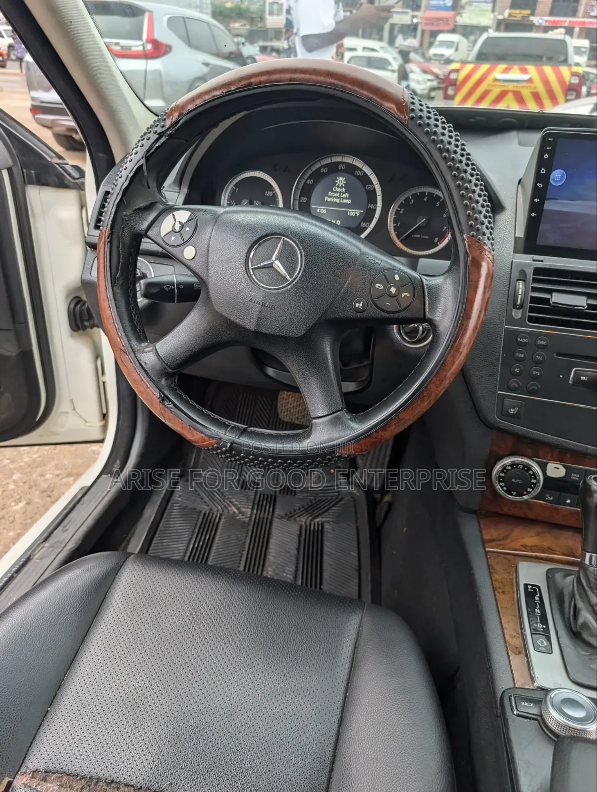 Mercedes-Benz C300 Sport Sedan AWD (3.0L 6cyl 7A) 2008 White