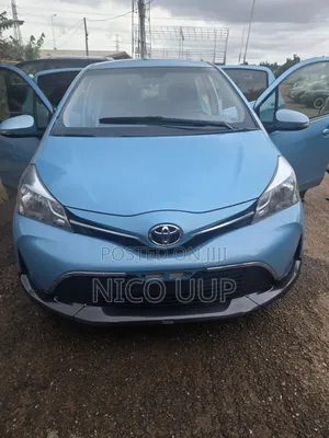 Toyota Vitz 2015 Blue