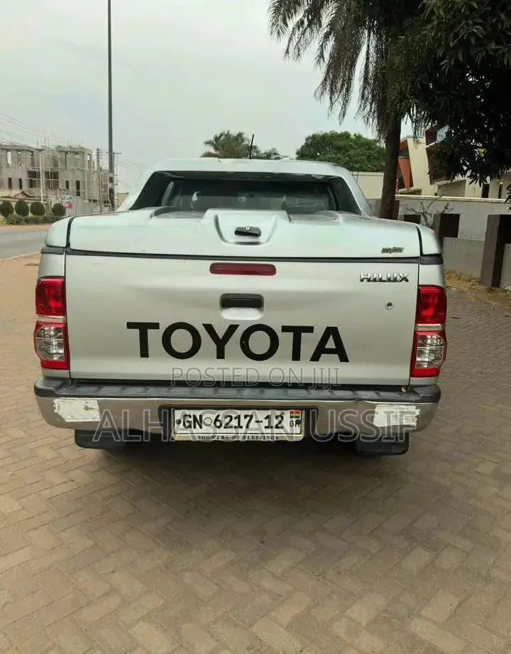 Toyota Hilux 2.7 VVT-i SRX 4x4 2006 Gray